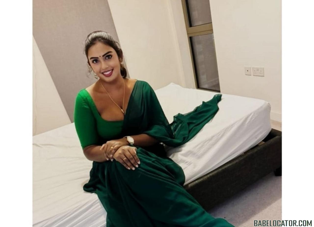 Meena South Indian Tamil Girl New In Barking