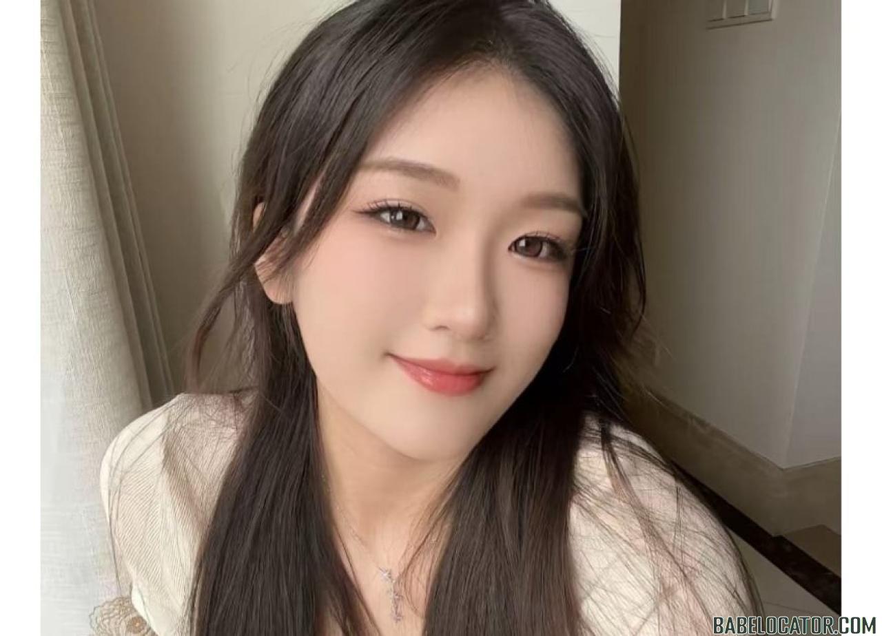 NEW Korean Girl HaYoon Kissing Full Body to Body Massage
