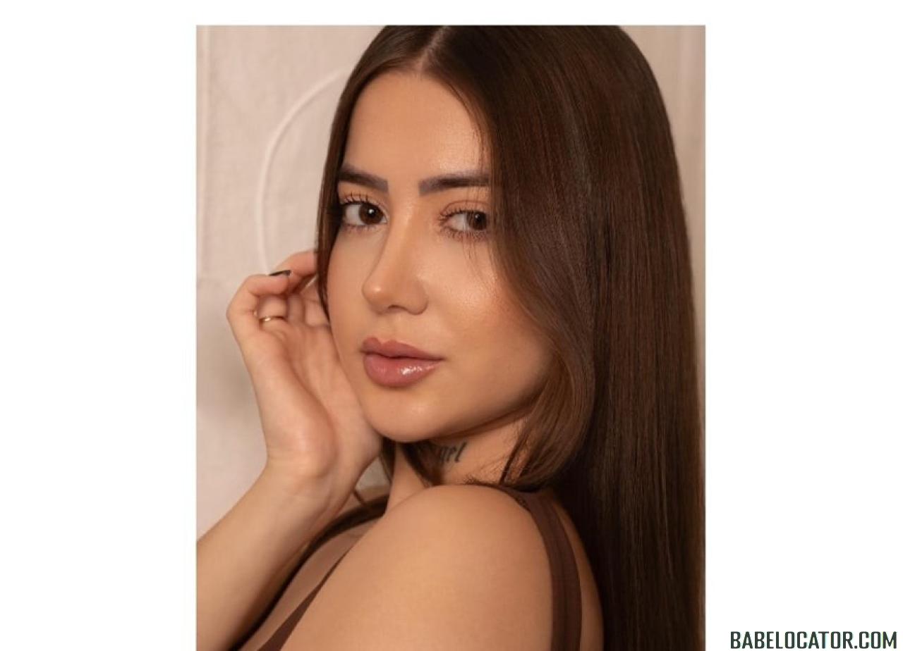 BRUNA VEIGA NEW IN TOWN