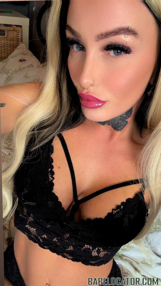 BlissfulBlondie