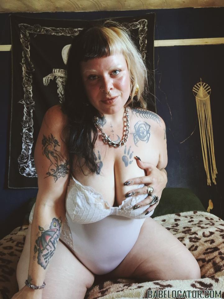 curvyrosiexo
