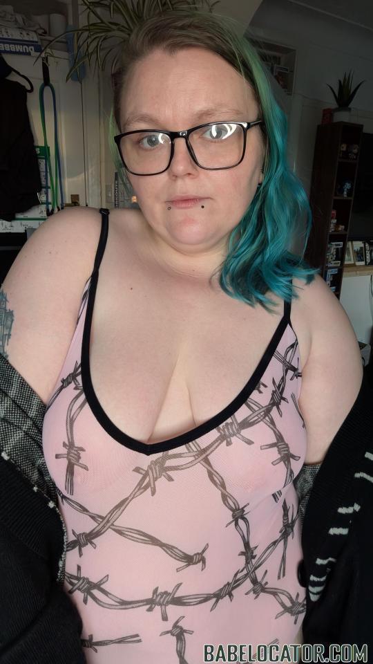 CurvyDixxie