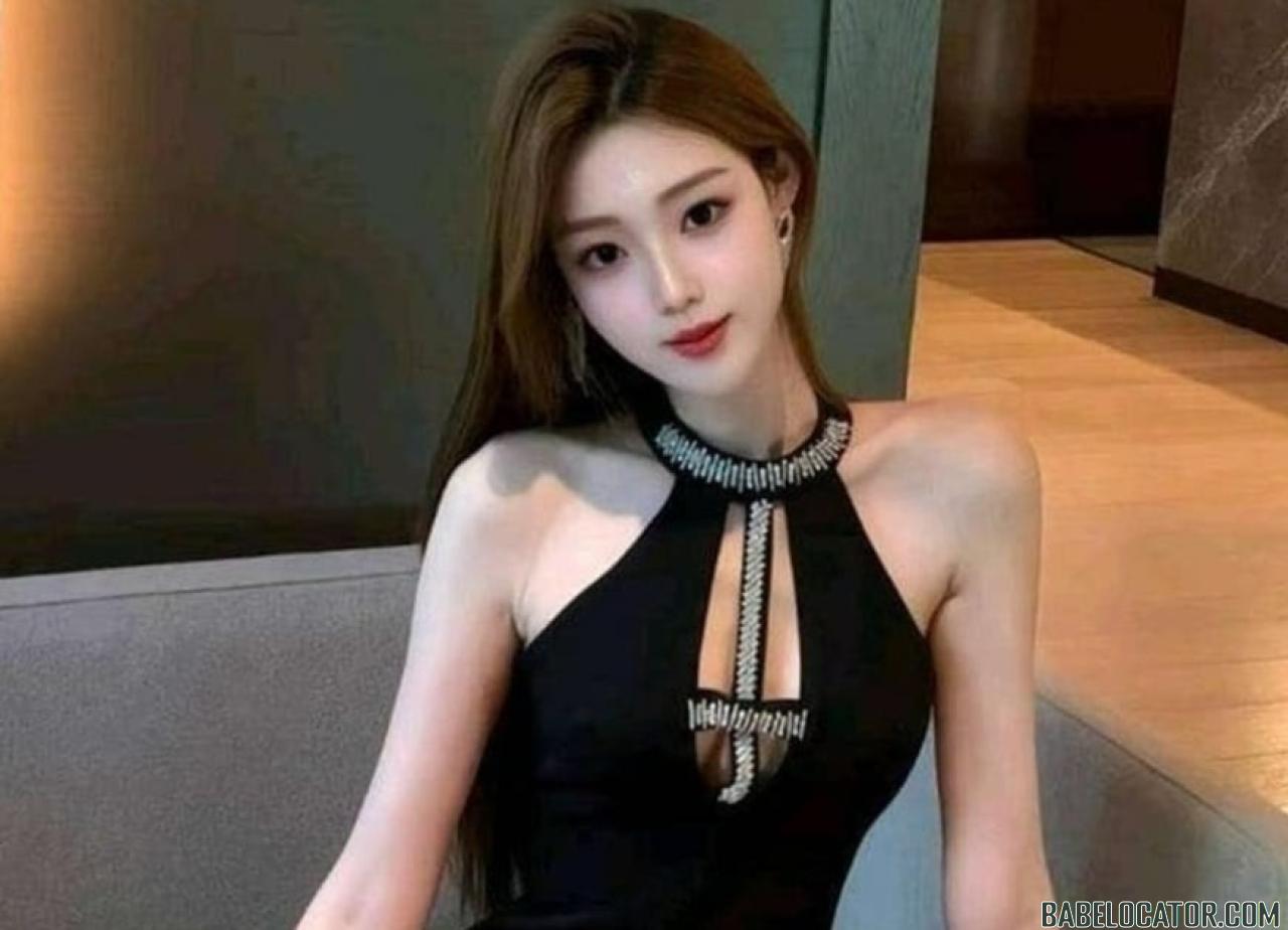 Ayumi Party girl New in town real pleasure