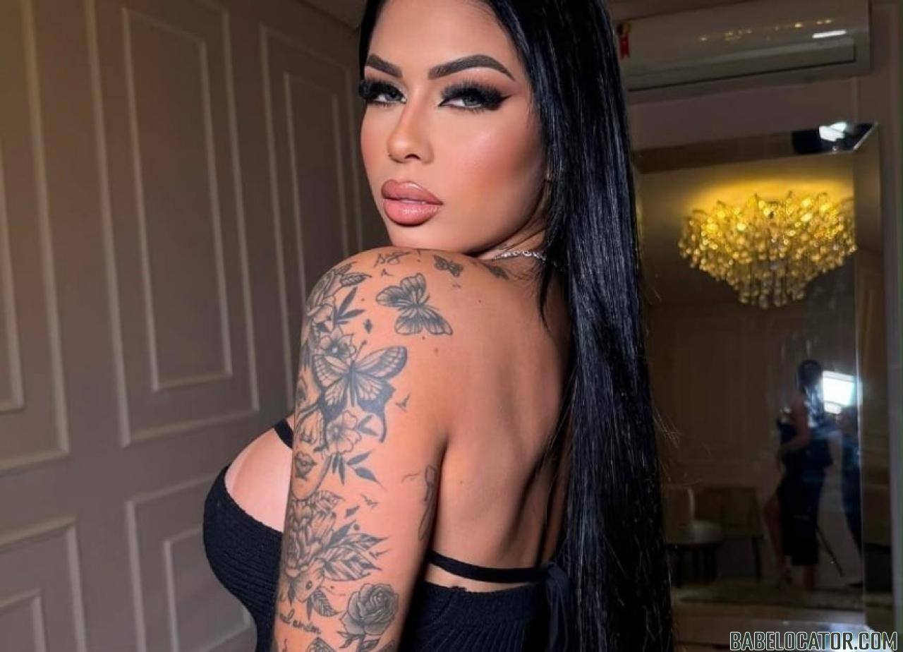 HOT BRAZILIAN GIRL IN TOWN