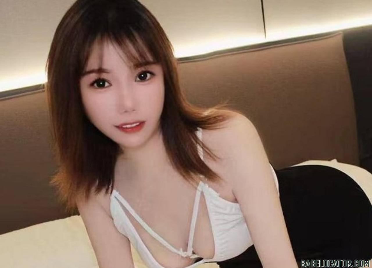 Busty Asian Girl Escort IN Swansea