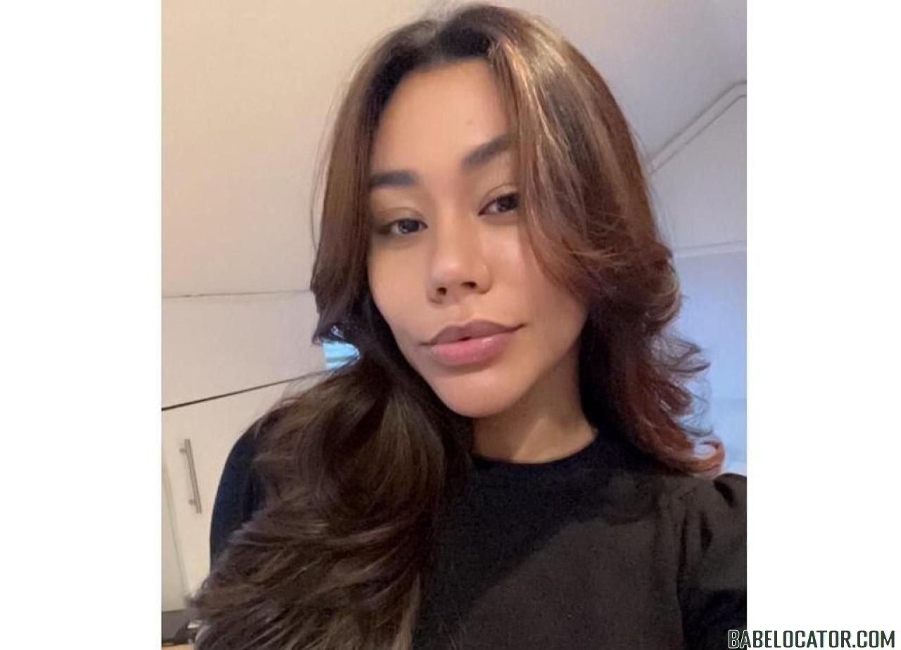Laura THE BEST HOT OIL MASSAGE