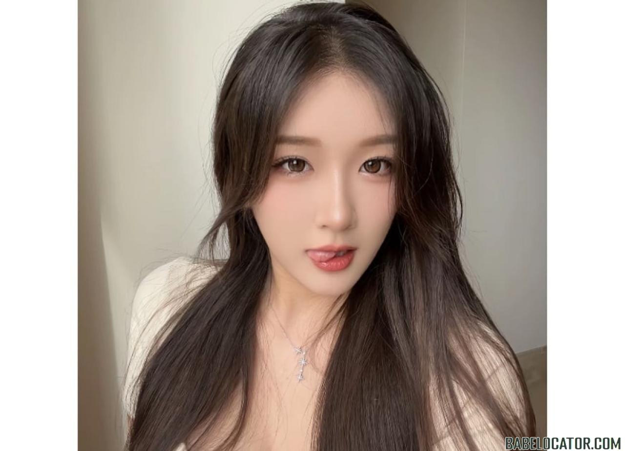 Rookie Girl First Time Here