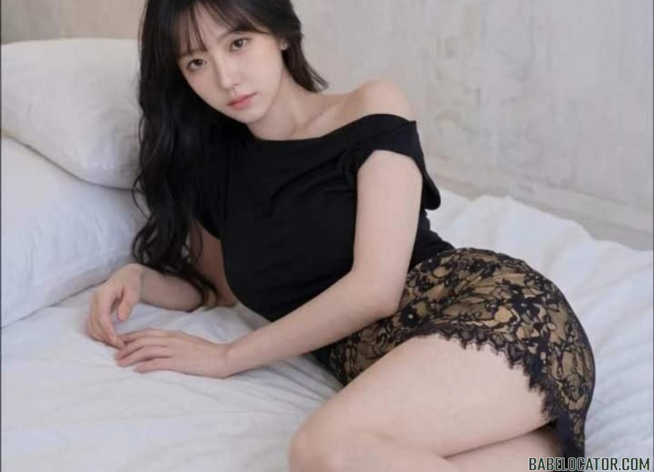 Sexy Naughty Asian in Warrington