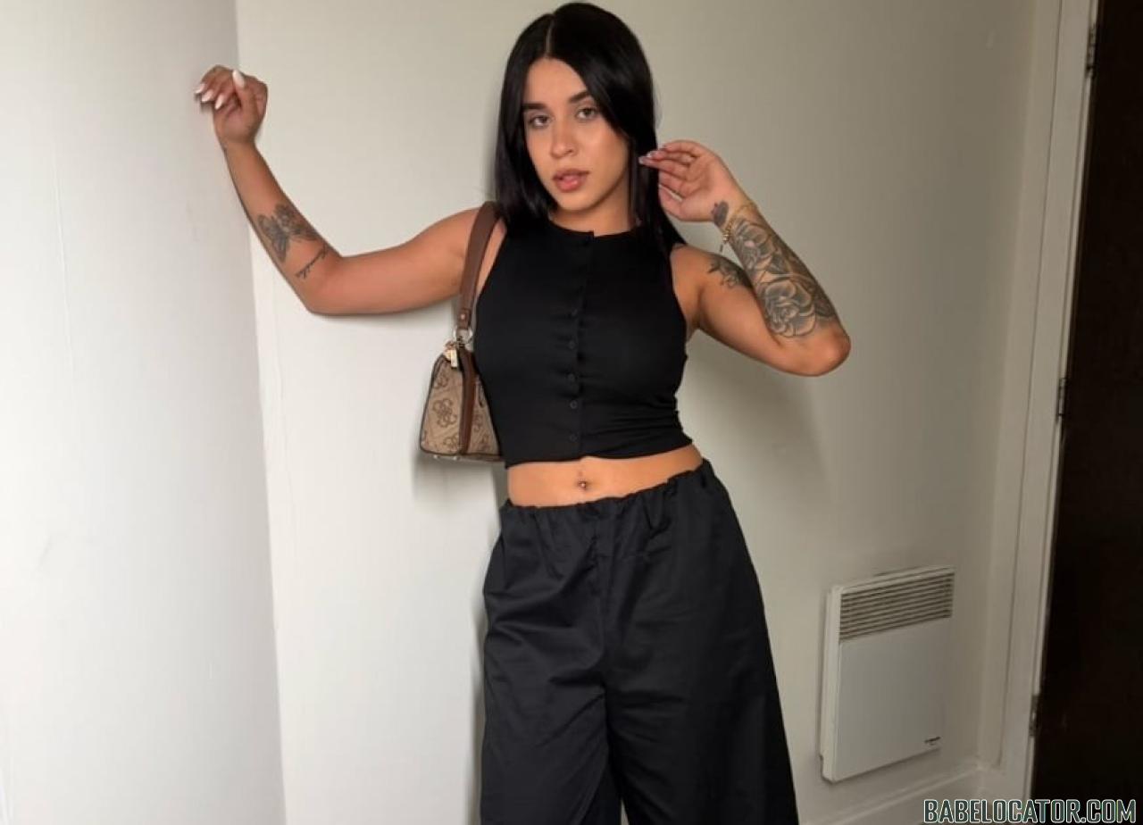 JULIE BRAZILIAN FRIENDLY AND GENUINE GIRL