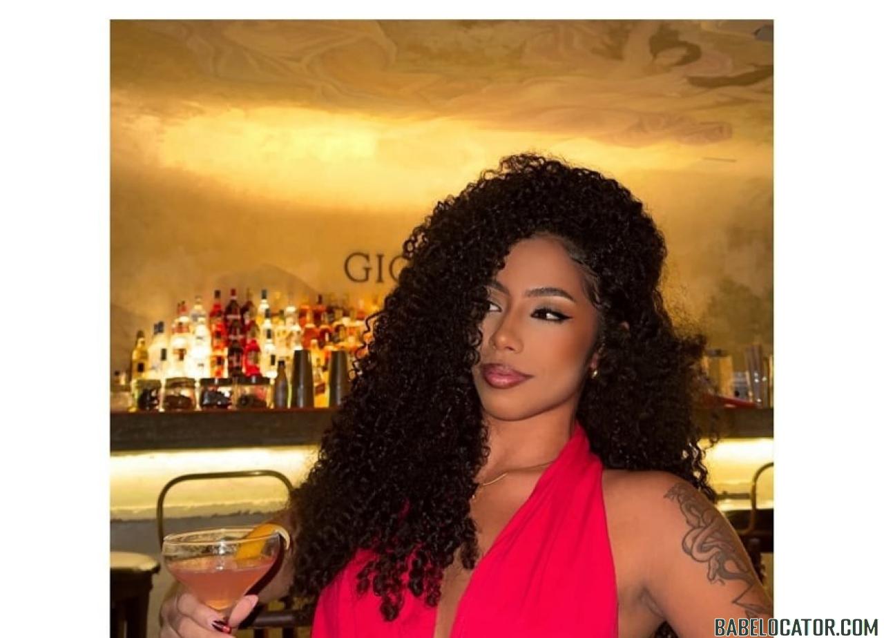 Brazilian sexy hot Party Girl