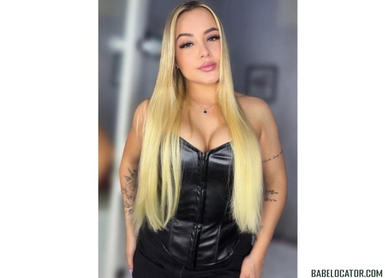 HOT BLONDE SLIM FIGUREHIGH CLASSREAL