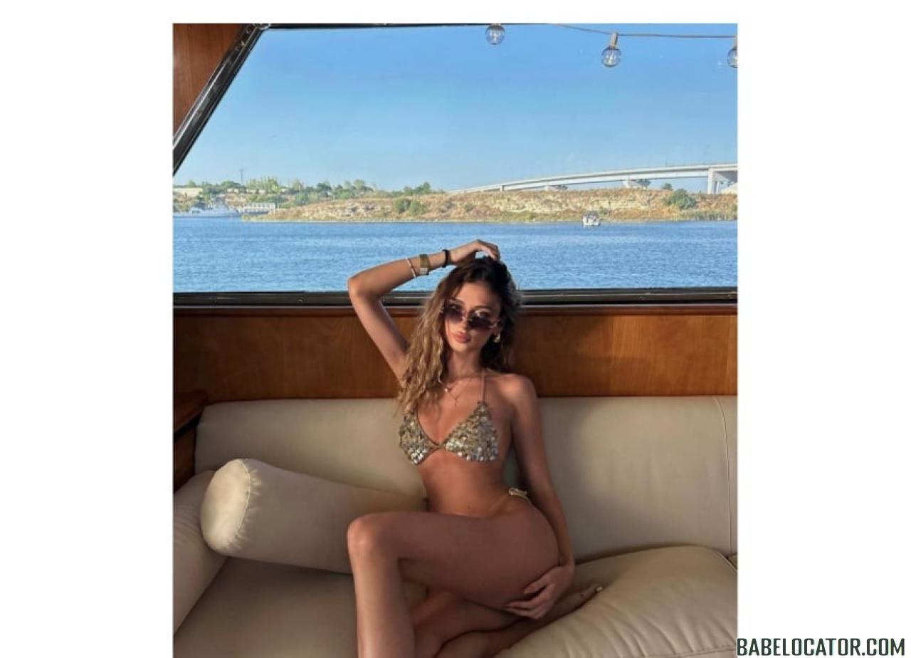 perfect girl for your desires