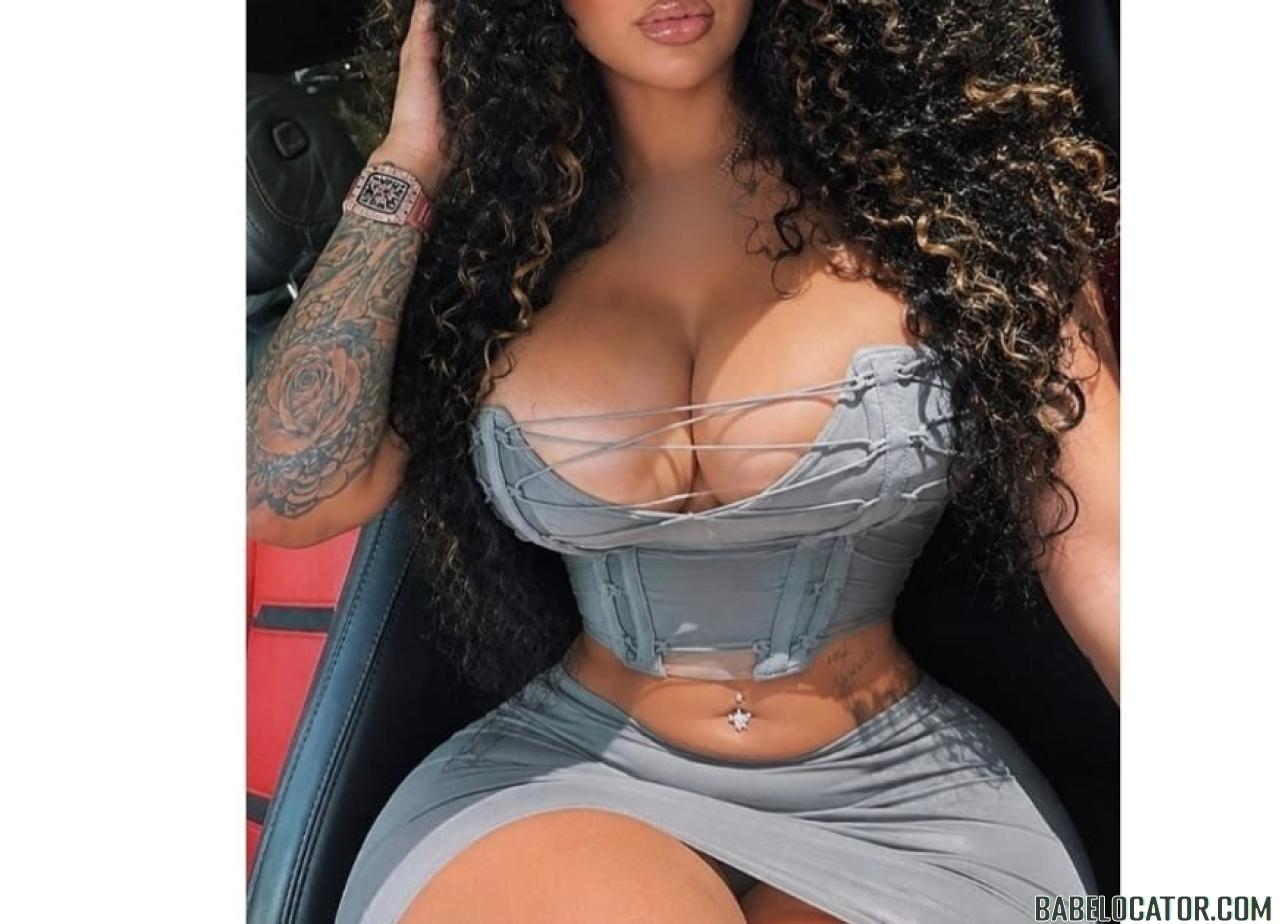 SEXY CARIBBEAN GIRL