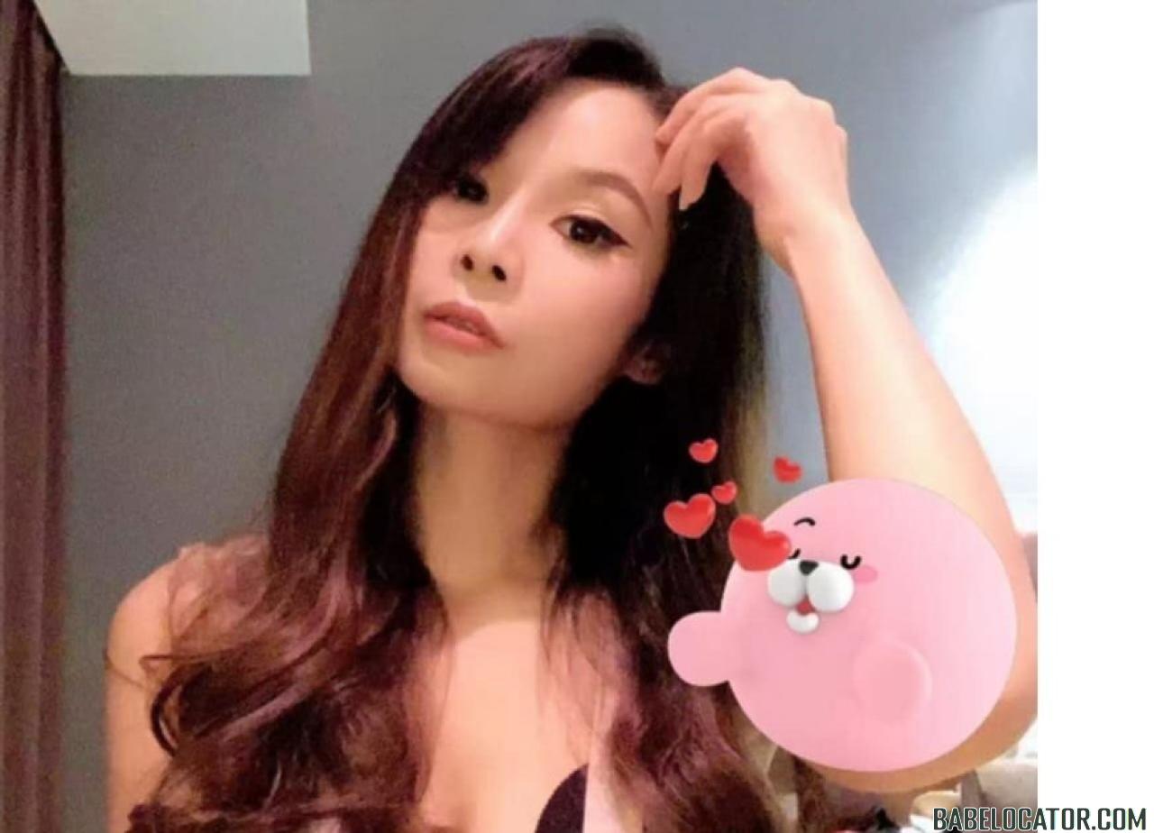 Asian beauties have just arrived in North London and theyr